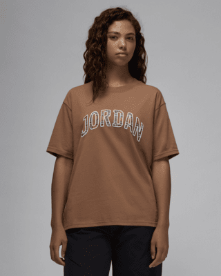 Tシャツ・カットソー Nike Jordan Women's Graphic T-Shirt HJ0188-392 Jordan Women's Graphic T-Shirt. Nike CA